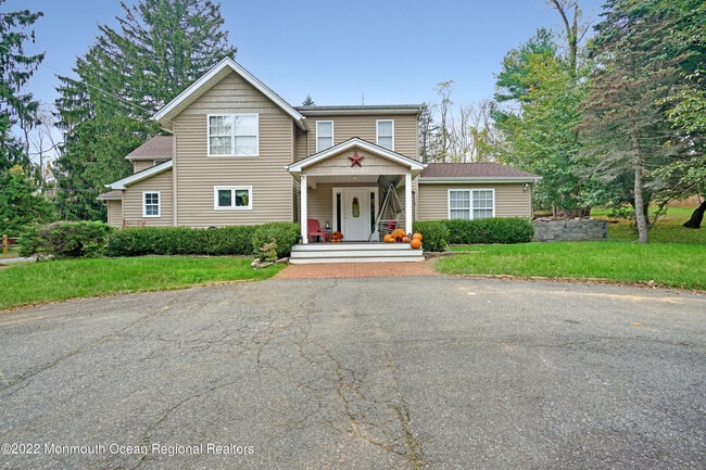 Building Photo - 5 Dugans Ln