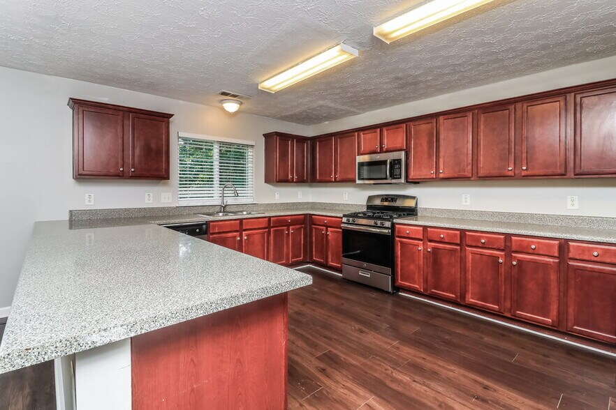 Building Photo - 15 Candy Lilly Ln