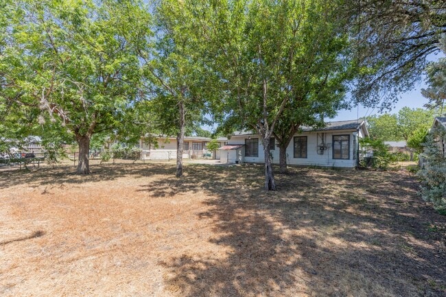 Building Photo - 214 Antrim Dr