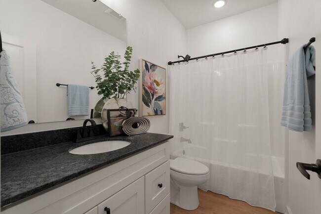 Building Photo - 8912 Cantera Dr