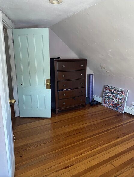 Building Photo - 87 Summer St