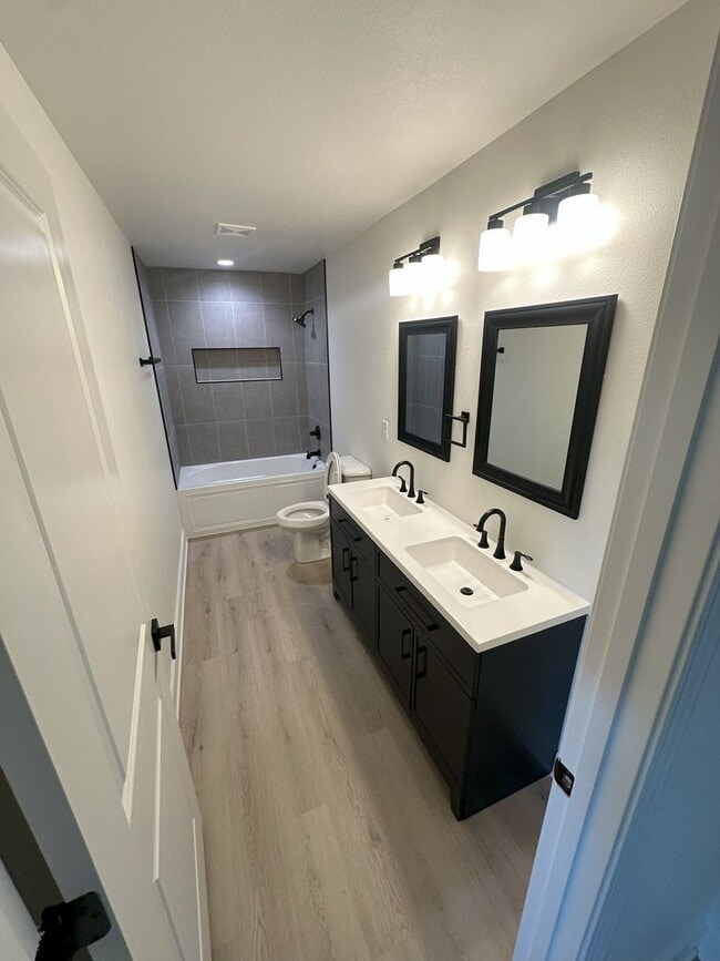 Building Photo - 169 Wildflower Dr