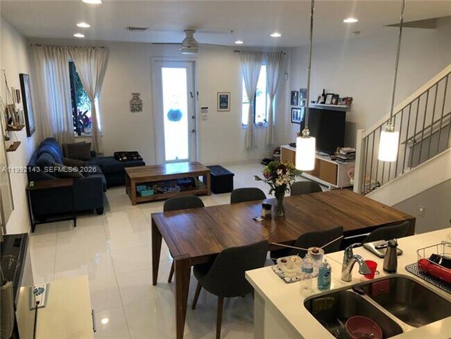 Building Photo - 2601 NE 212th Terrace