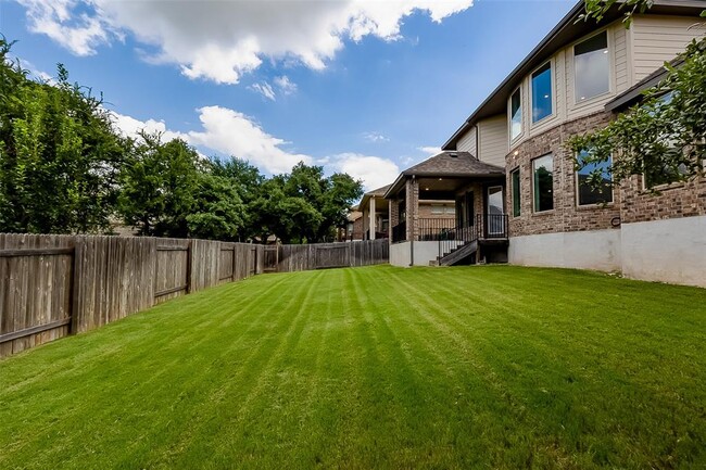 Building Photo - 4221 Valley Oaks Dr