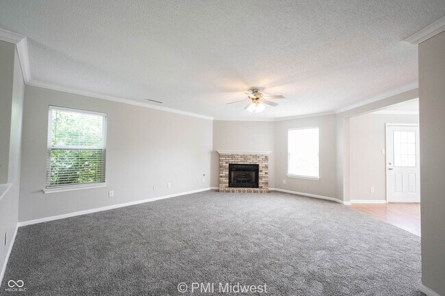 Building Photo - 7623 Hollow Reed Ct