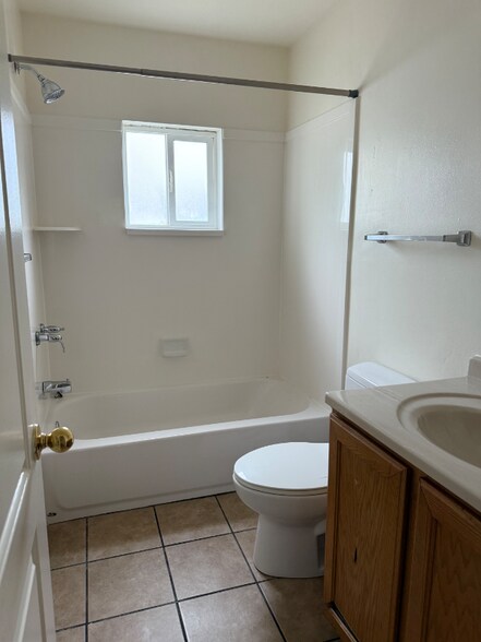 Building Photo - 3406 S 300 E