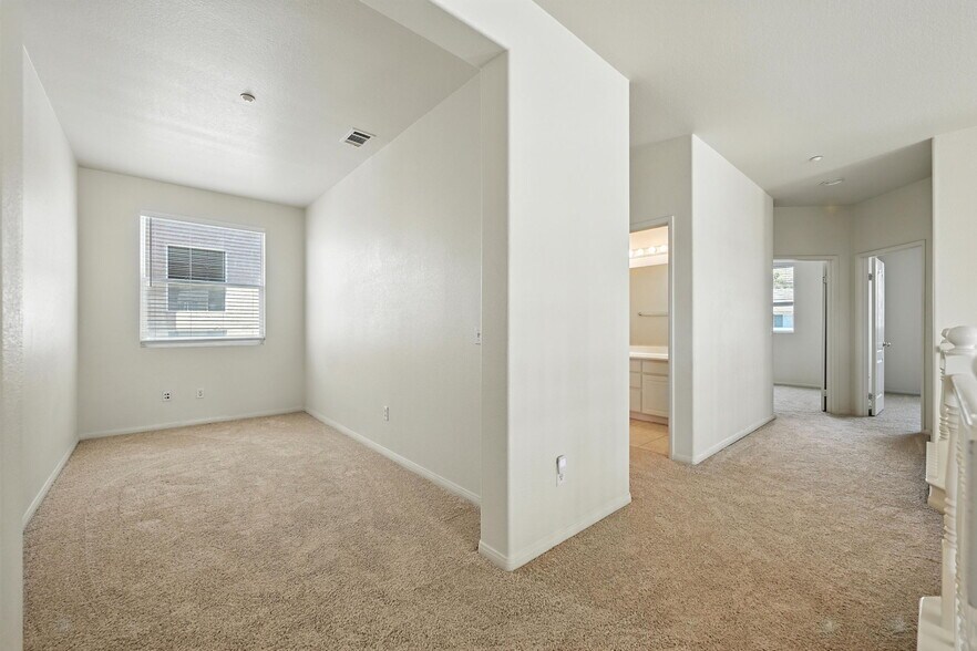 Building Photo - 4708 Driftwood Way