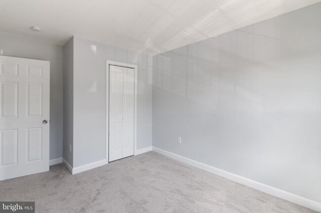 Building Photo - 14090 Kramer Pl