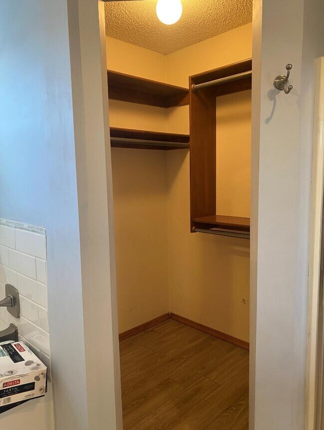 Building Photo - 4811 E Willow Point Ct