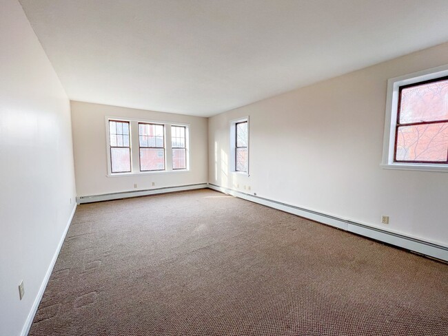 Building Photo - 26 Congress St / Luca Investments LLC