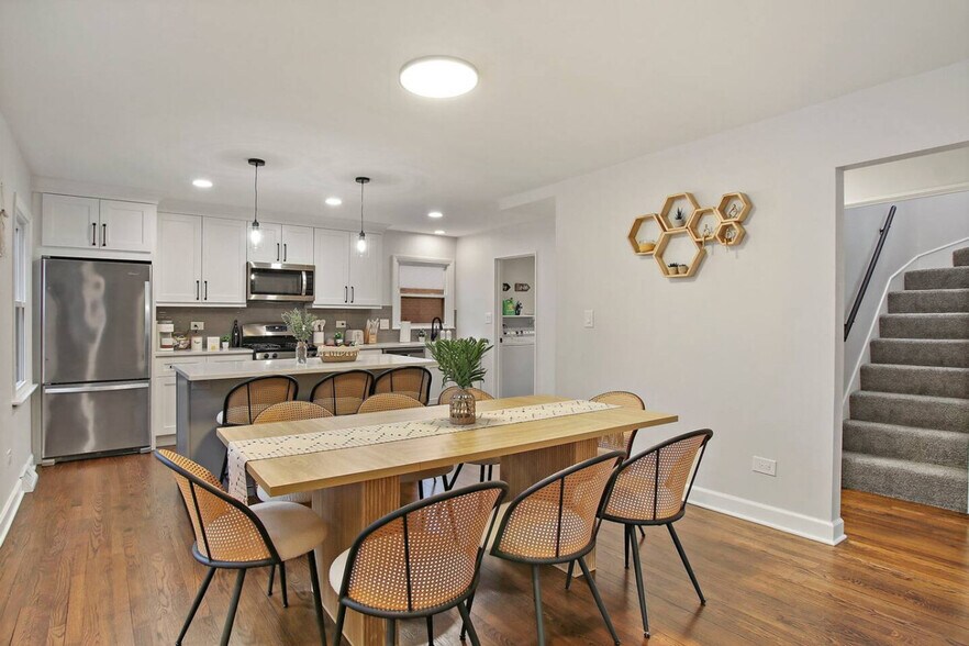 Building Photo - 1104 Elizabeth St