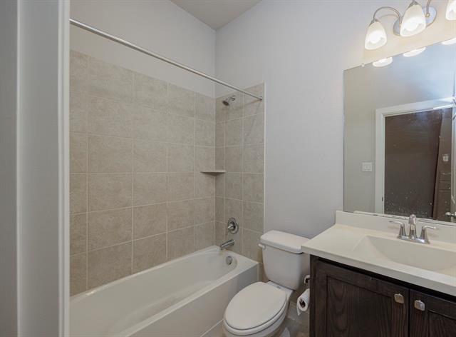 Building Photo - 3640 Carlsbad Way