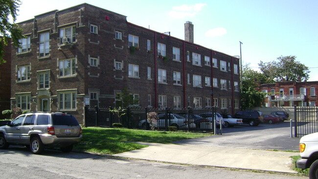 Building Photo - 1442 W 101st St