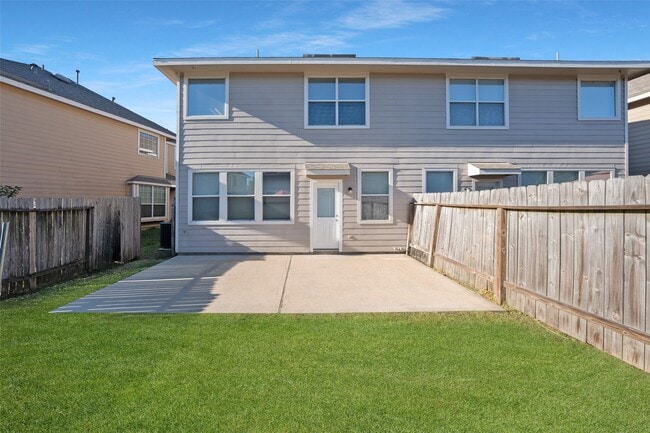 Building Photo - 14310 Mirkwood Ln