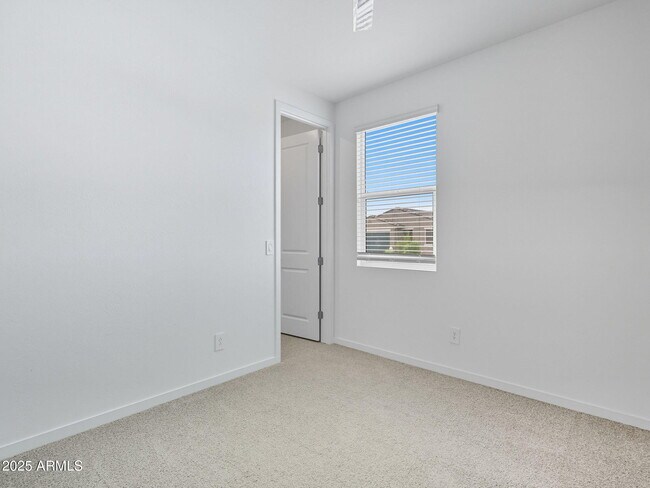 Building Photo - 3104 Bee Trl
