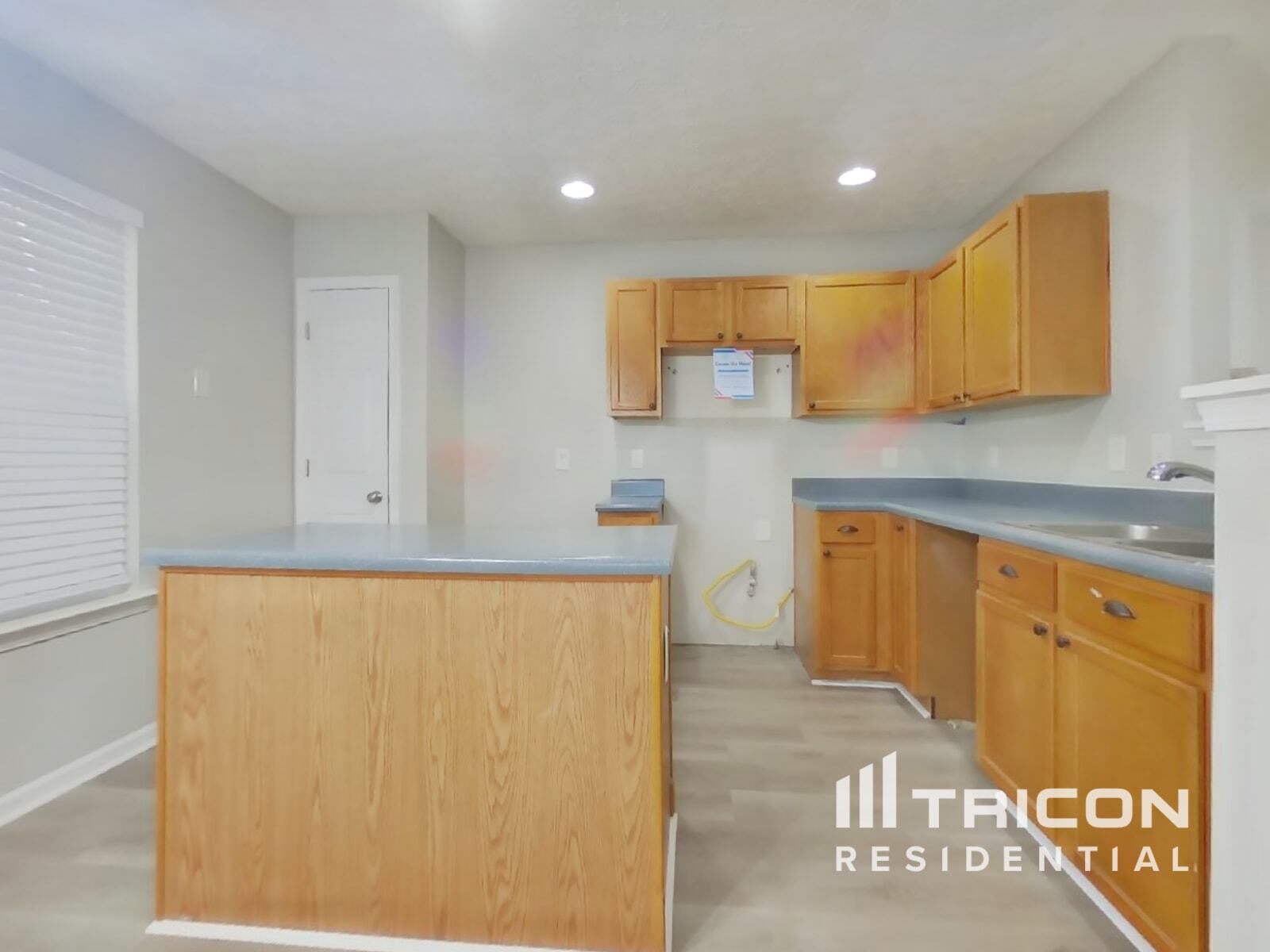 Building Photo - 218 Osmanthus Way