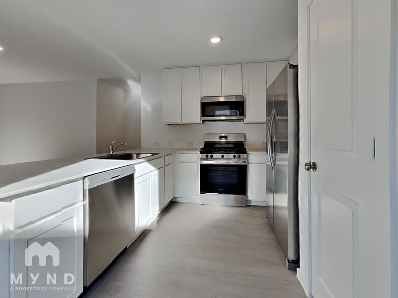 Building Photo - 1737 Lofty Cedar Ct