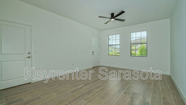 Building Photo - 4873 Seafoam Trl