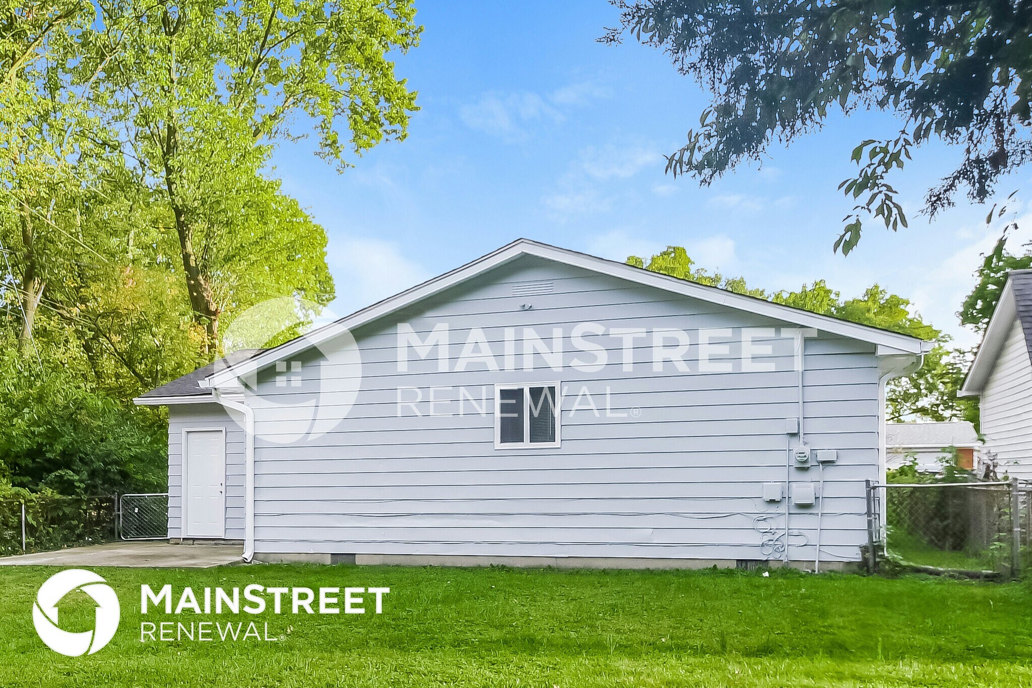 Building Photo - 6226 E 12th St