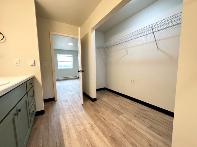 Building Photo - 523-525 Rustic Ridge Drive (Lot 6)