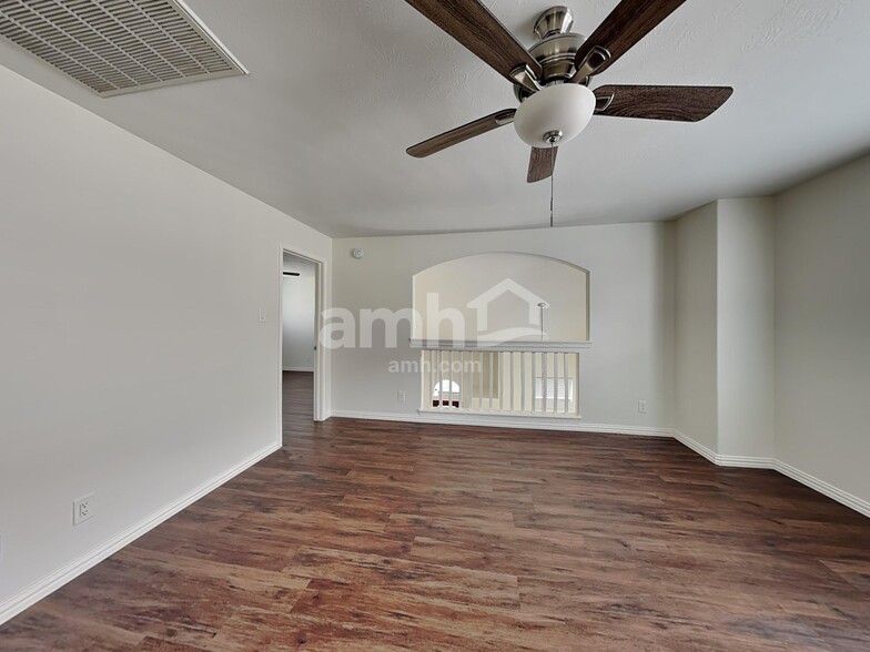 Building Photo - 6434 Tea Tree Dr