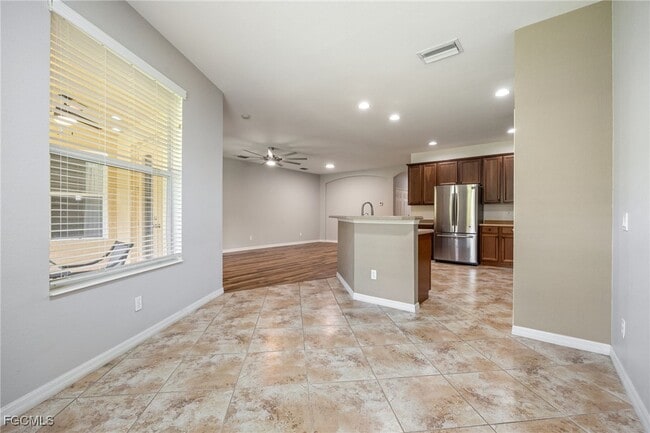 Building Photo - 16530 Whispering Trace Ct