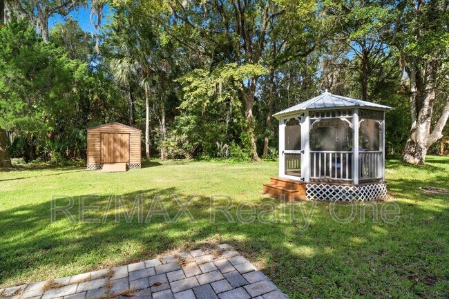 Building Photo - 750 NE 2nd Ave