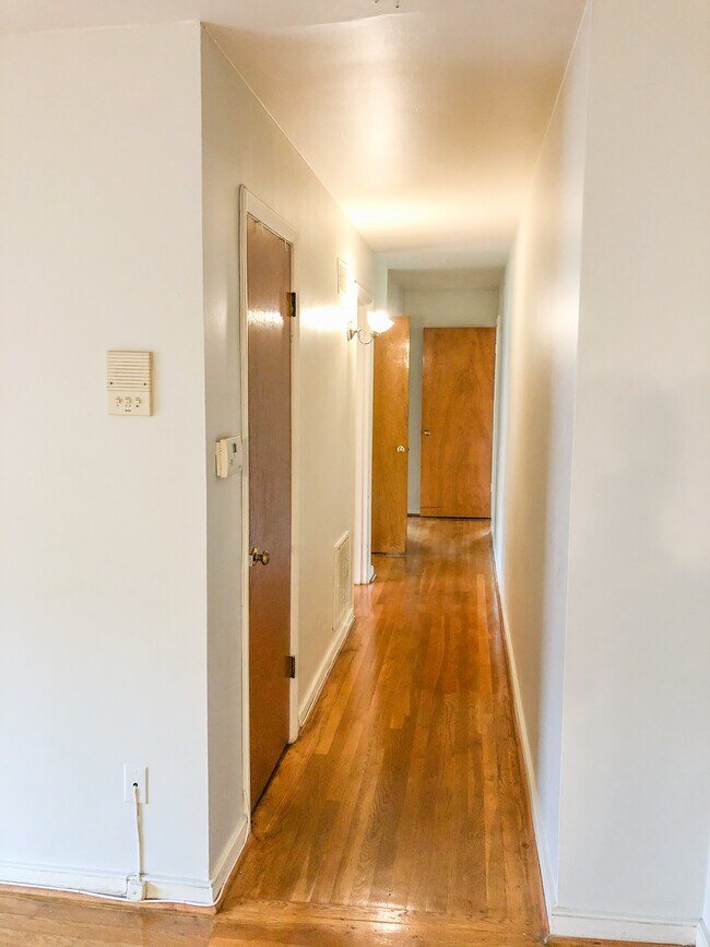 Building Photo - 3528 Grove Ave