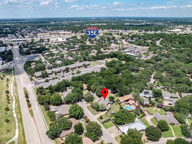 Building Photo - 2016 Pembrooke Pl