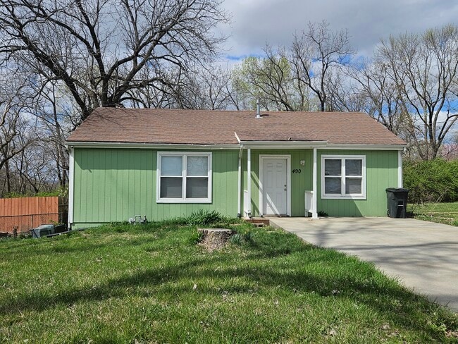 Front with 2 car wide driveway - 490 Shawnee Rd