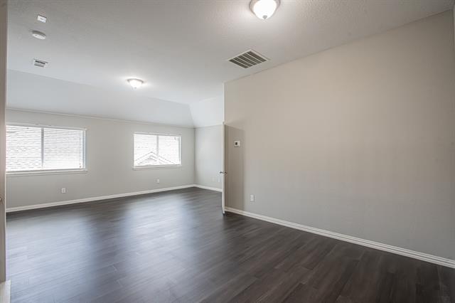 Building Photo - 9858 Bradford Grove Dr