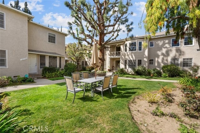 Building Photo - 15234 Dickens St