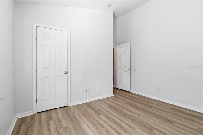 Building Photo - 2764 Rochelle Dr