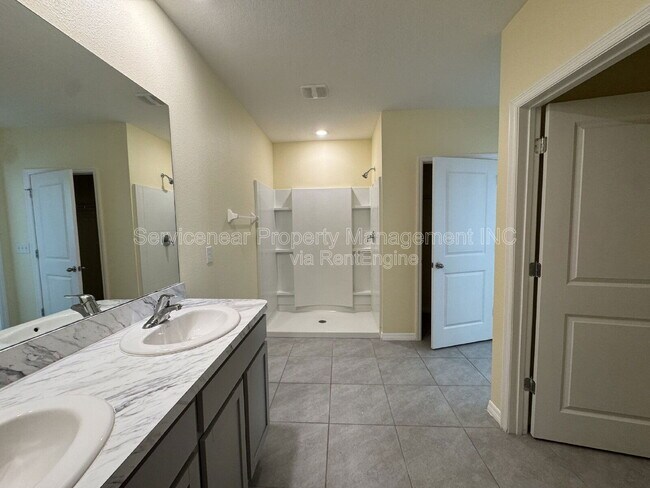 Building Photo - 32562 Canyonlands Dr