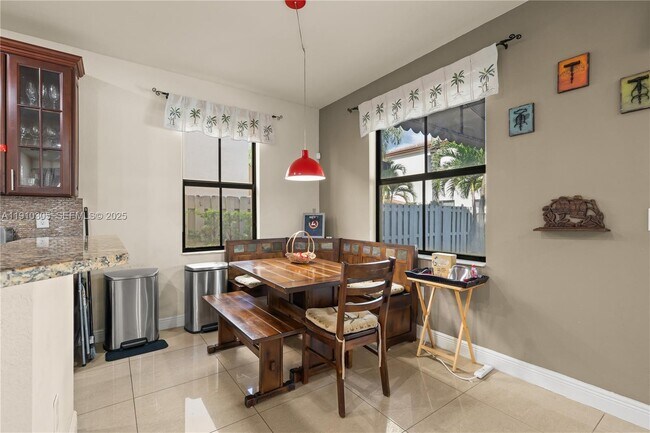 Building Photo - 8825 NW 100th Pl