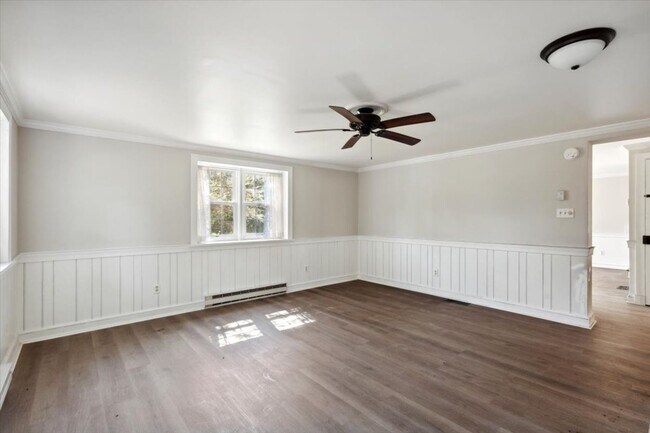 Building Photo - 3 Bedroom / 2.5 Bath House Available Now in Harleysville