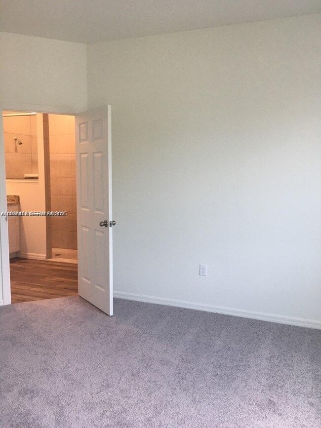 Building Photo - 2240 SW Lawrence St