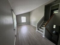 Building Photo - Two Bedroom Duplex with Heat Included! Near Grand Valley!