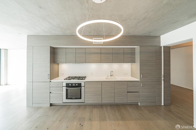 Building Photo - 8 Octavia St