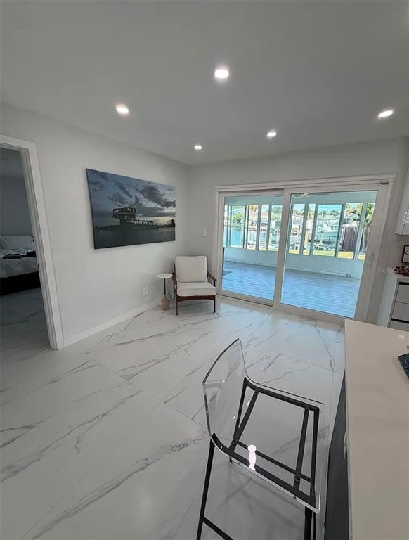 Building Photo - 1359 40th Ave NE