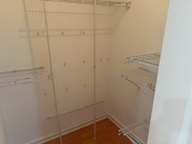 Building Photo - 15139 Beverly Dr