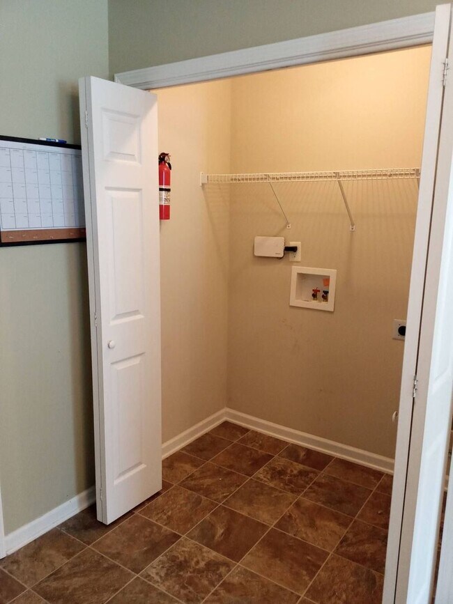 Building Photo - Gorgeous 4 Bedroom Home in Brookshire!