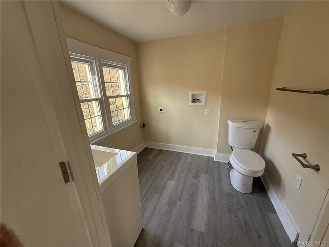 Building Photo - 647 County Route 78