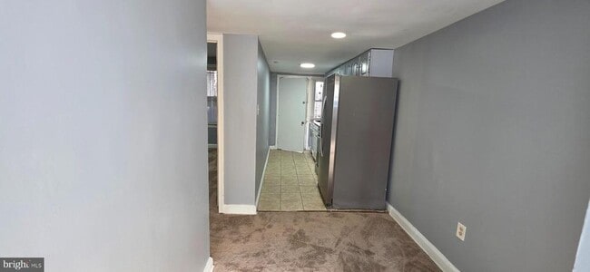 Building Photo - 1220 16th St NE