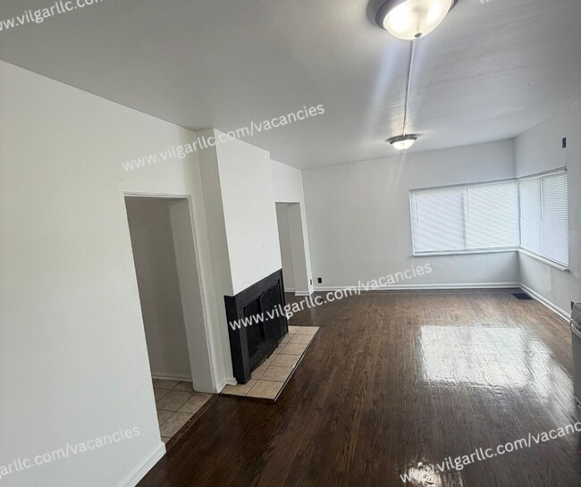 Building Photo - 600 W 46th Ave