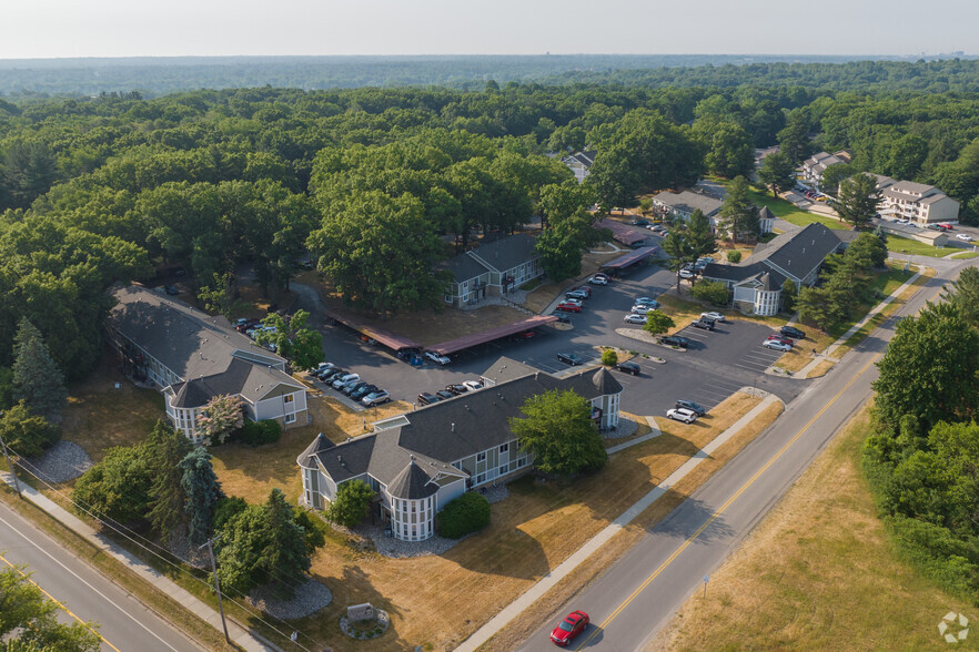 Primary Photo - Alpine Slopes Apartments