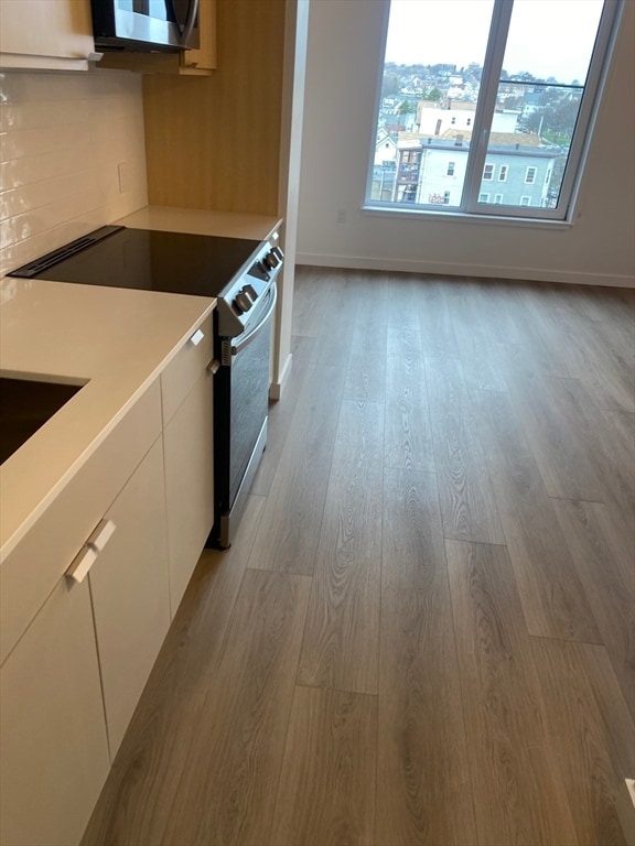 Building Photo - 154 Broadway