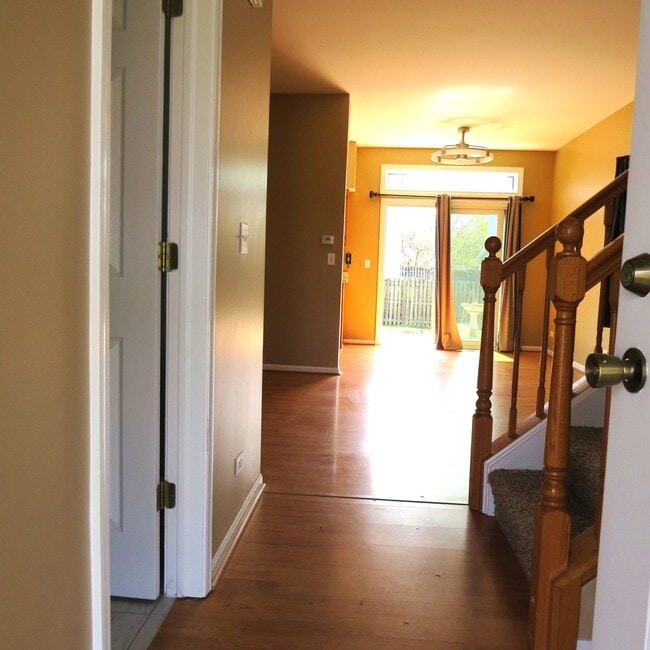 Building Photo - 2530 Warm Springs Ln