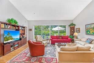 Building Photo - 4106 Carriage Dr