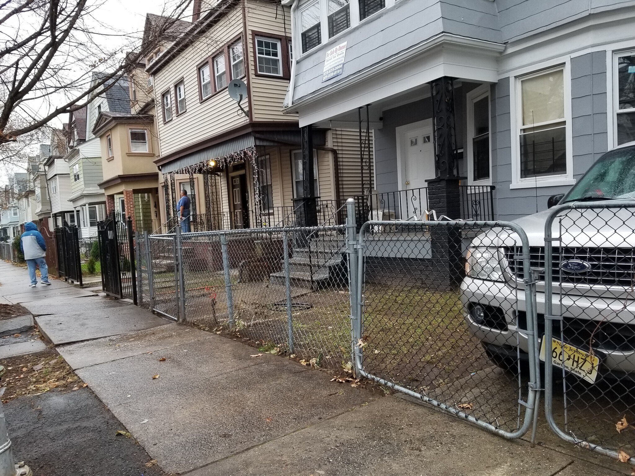 Main Entry - 24 N 18th St